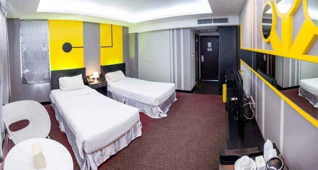 Capital O 75514 Vasidtee City Hotel Suphanburi Zewnętrze zdjęcie