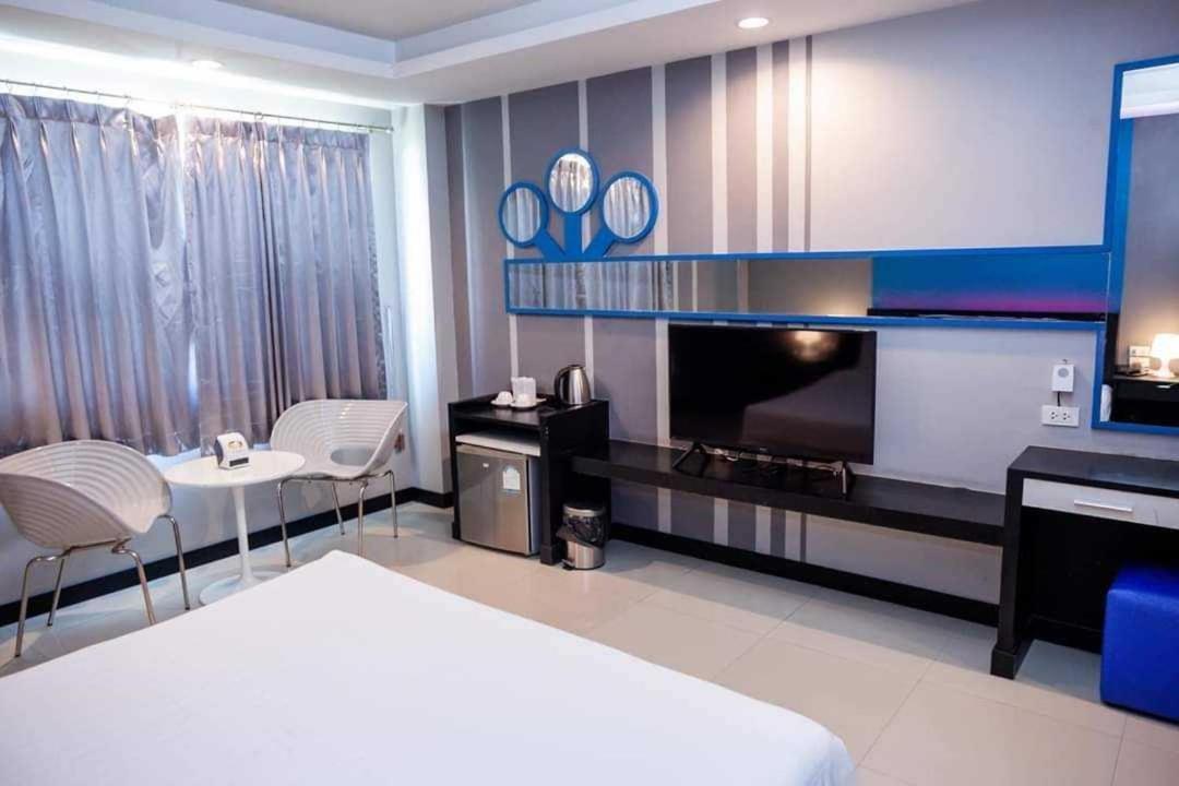 Capital O 75514 Vasidtee City Hotel Suphanburi Zewnętrze zdjęcie