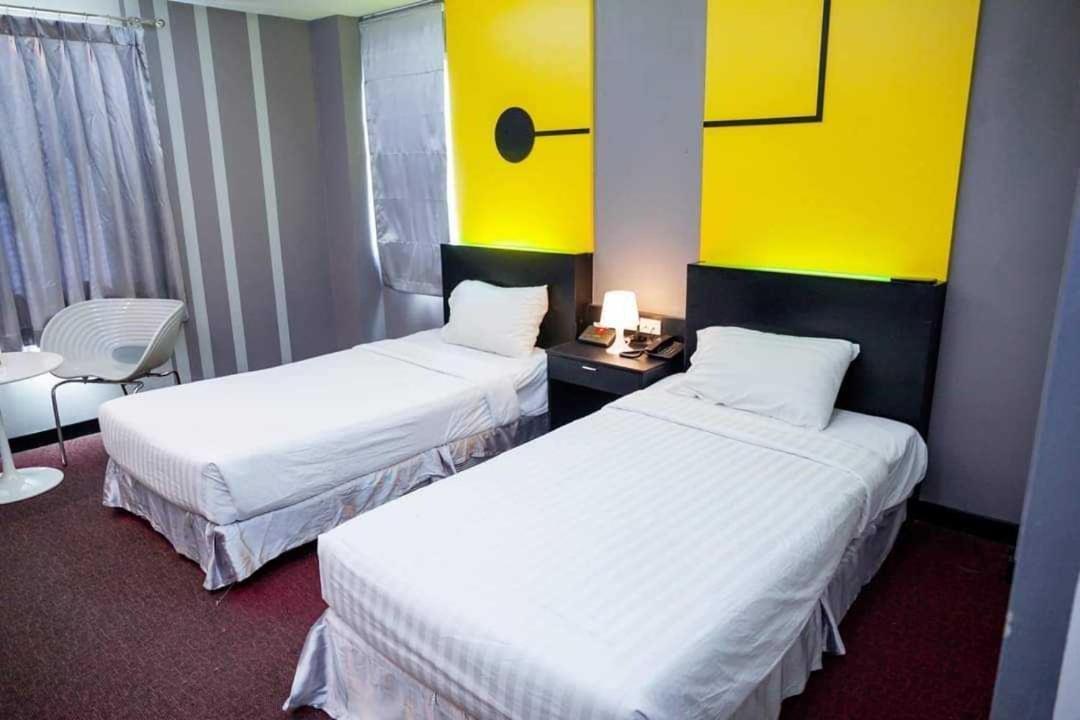 Capital O 75514 Vasidtee City Hotel Suphanburi Zewnętrze zdjęcie