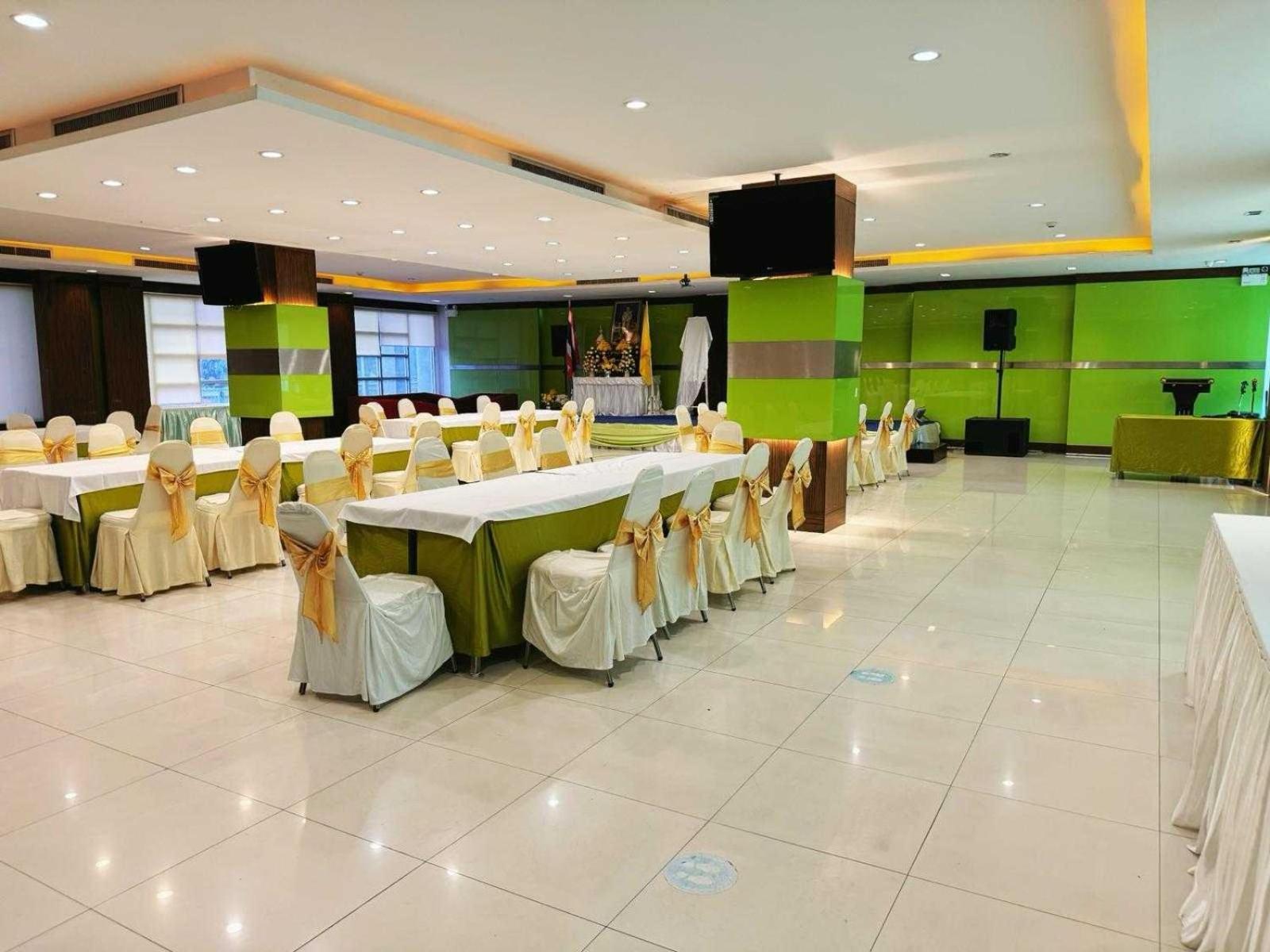 Capital O 75514 Vasidtee City Hotel Suphanburi Zewnętrze zdjęcie