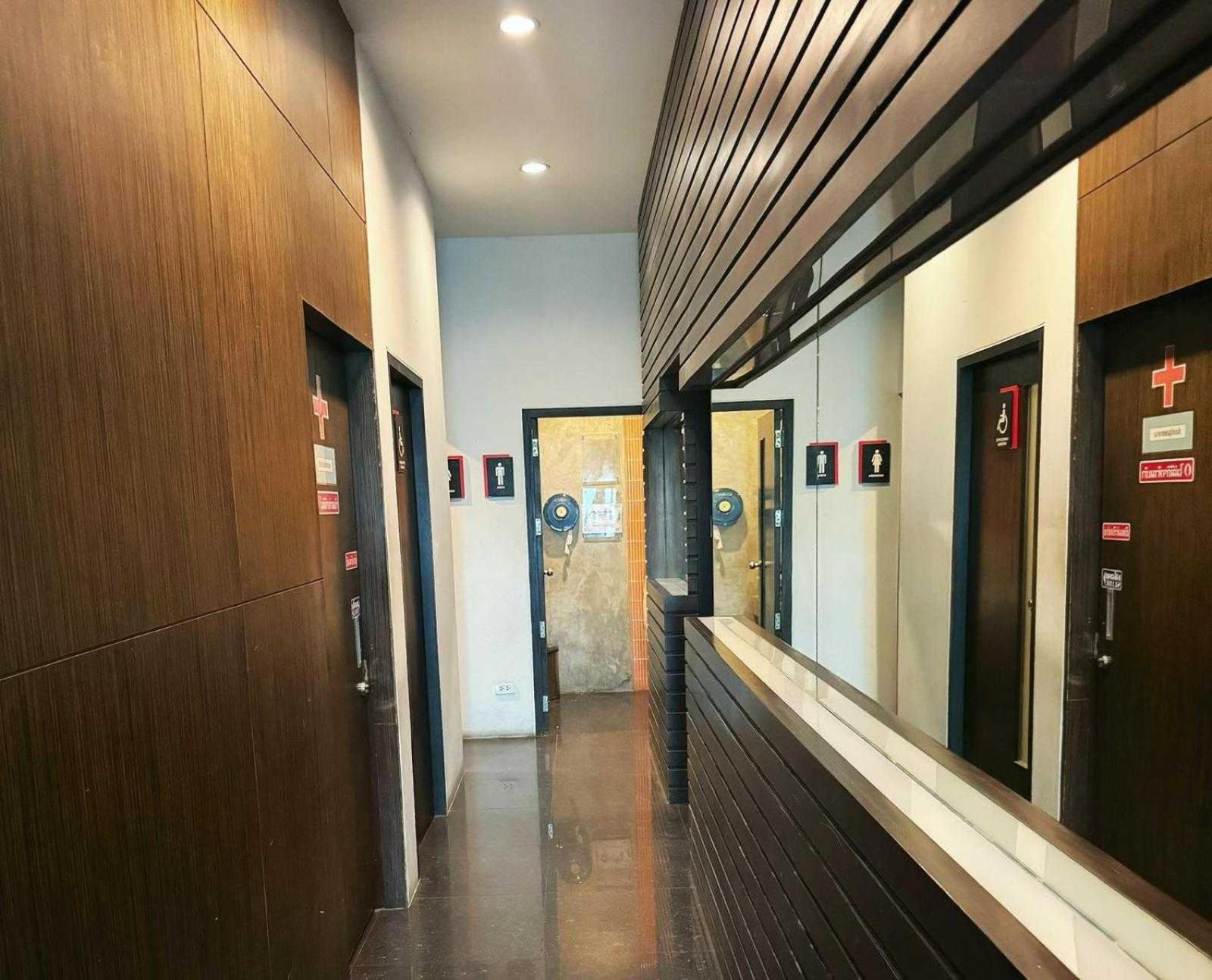 Capital O 75514 Vasidtee City Hotel Suphanburi Zewnętrze zdjęcie