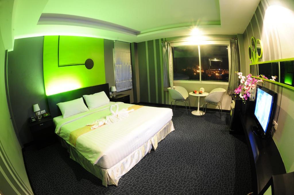 Capital O 75514 Vasidtee City Hotel Suphanburi Pokój zdjęcie